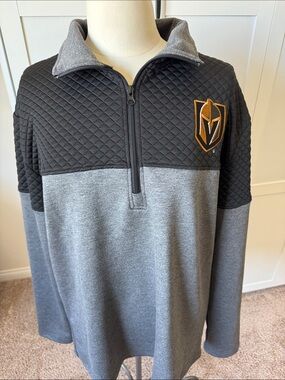 Women’s xl Golden knights sweatshirt or pullover during cooler days.  Black/Gray